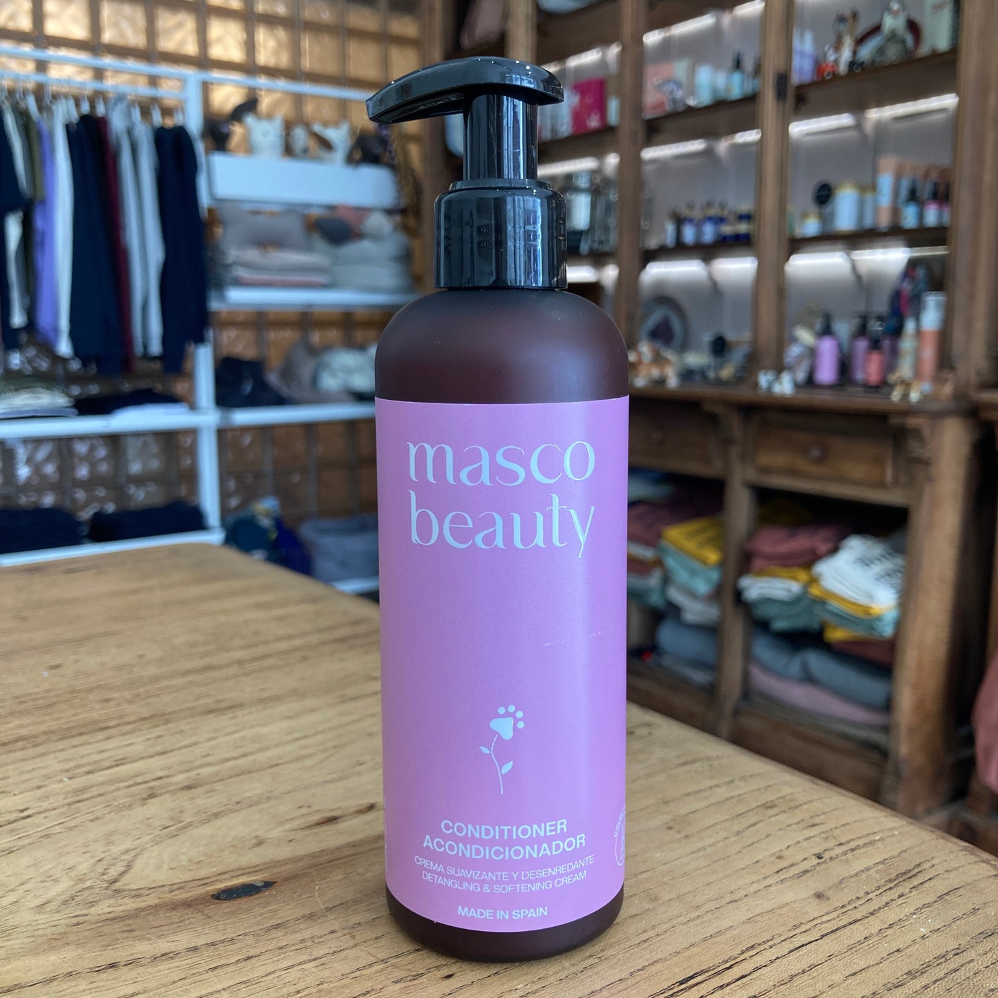 Après-shampooing adoucissant et démêlant pour chiens et chats