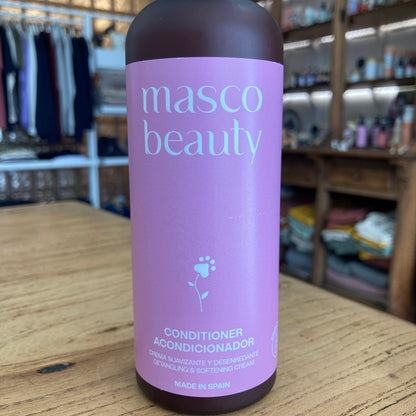 Après-shampooing adoucissant et démêlant pour chiens et chats