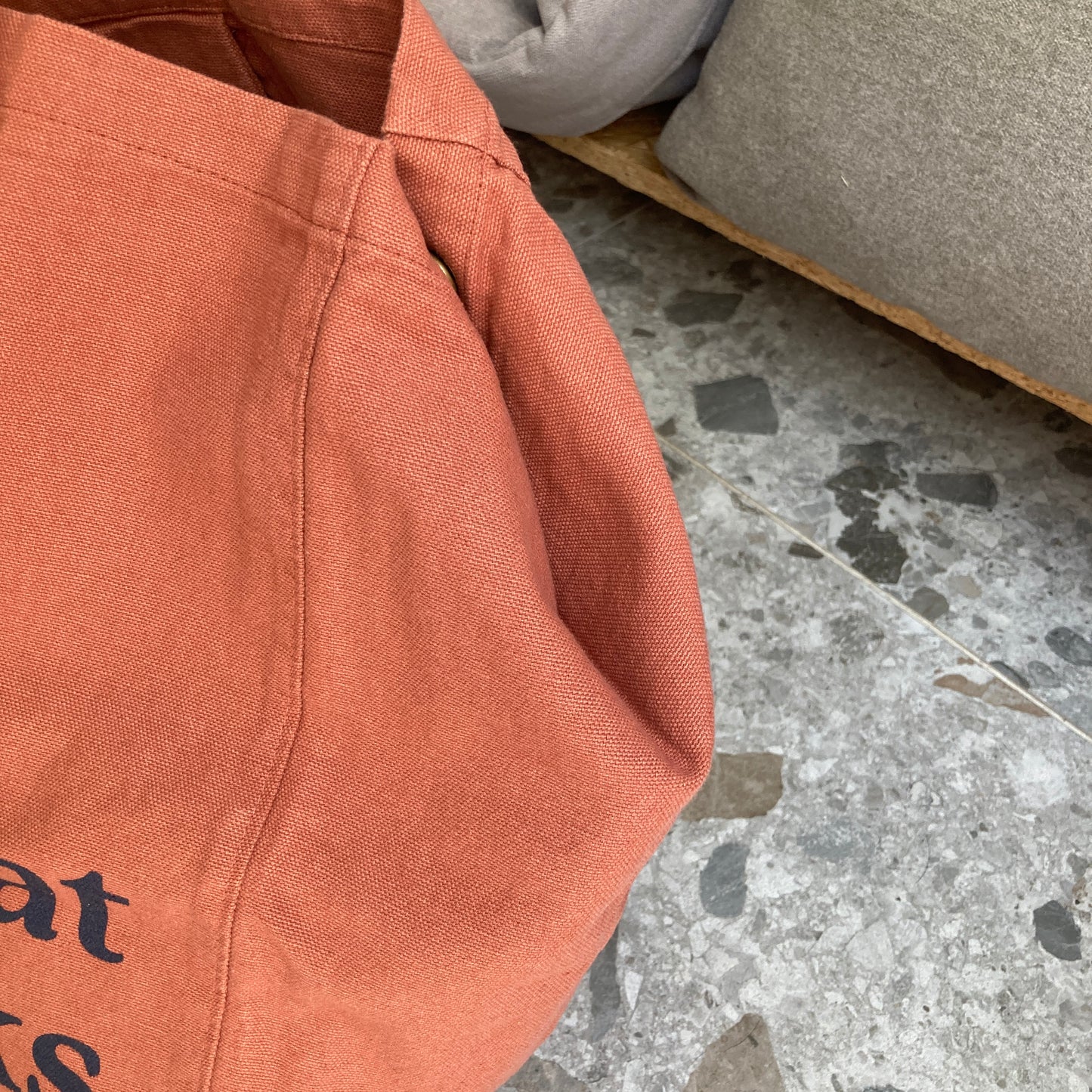 Le Murphy week-end, cabas rose - My cat thinks I'm awesome