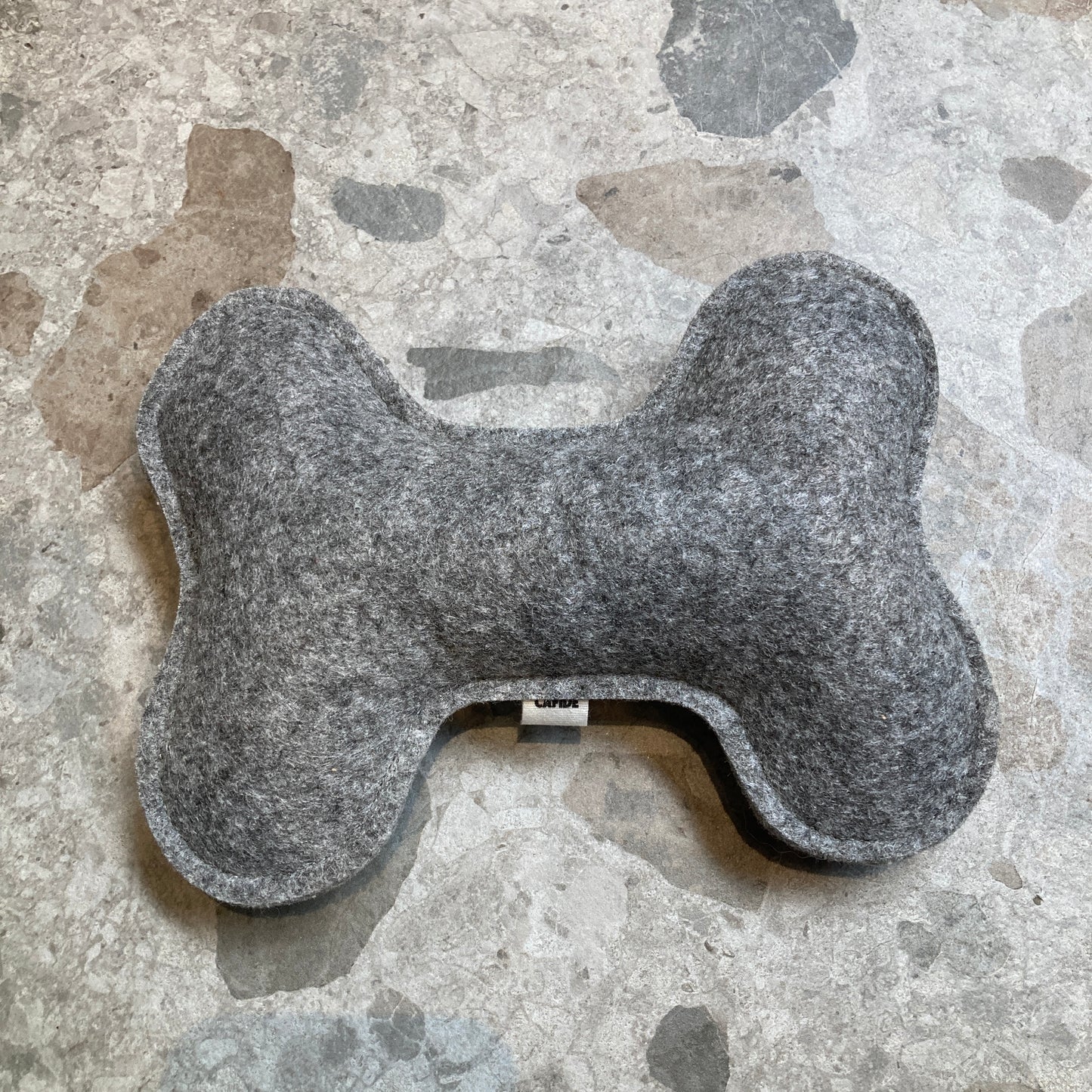 Os en tissu gris anthracite